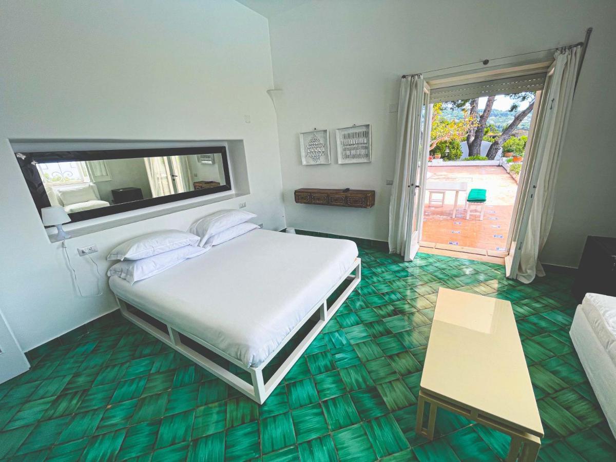 Il Carrubo Capri Guest House อนากาปรี ภายนอก รูปภาพ