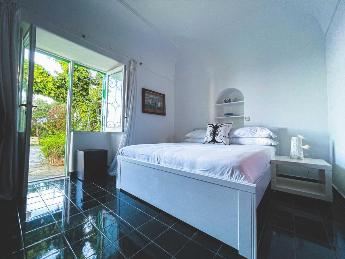 Il Carrubo Capri Guest House อนากาปรี ภายนอก รูปภาพ